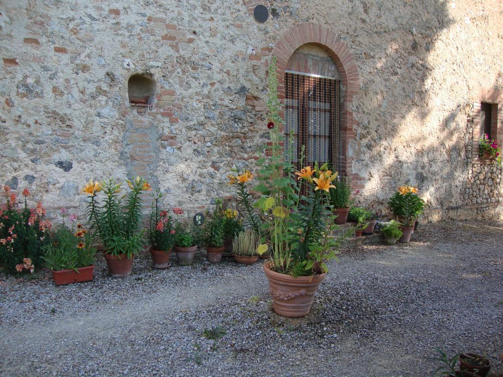 Agriturismo Tre Madonne Monteriggioni Cameră foto